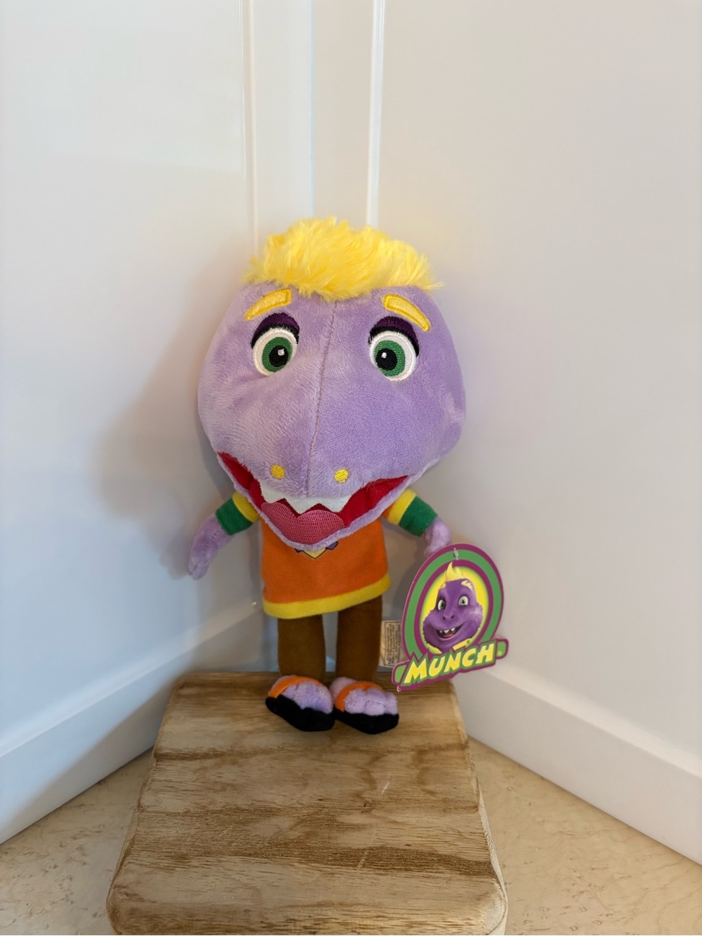 Chuck E Cheese- Mr. Munch Plush Big Head Doll